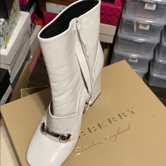 Burberry 105 Mid Hight Boot - Picture 1 of 4